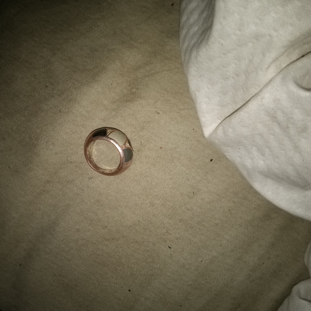 Pretty lil' Ring